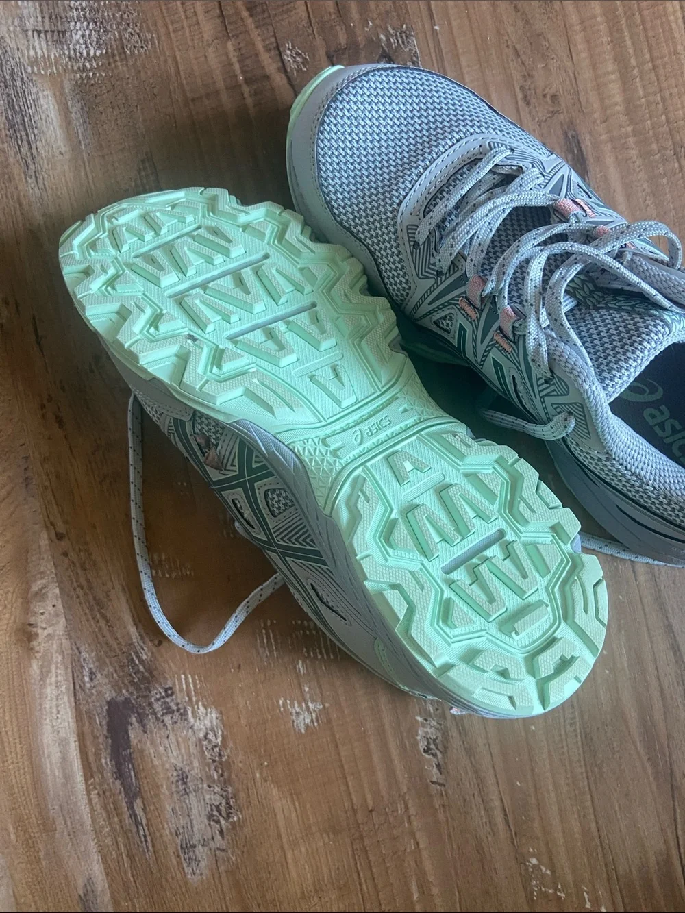 ASICS gel women’s sneakers